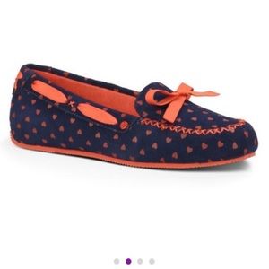 UGG Girls “I Heart Belle” Slipper